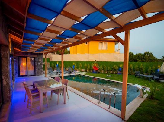 Villa Ege & Villa Yigit & Villa Yagiz - Happy Villalari Fethiye Exteriör bild