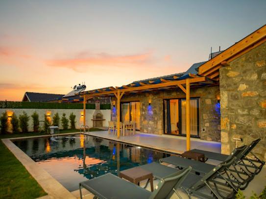Villa Ege & Villa Yigit & Villa Yagiz - Happy Villalari Fethiye Exteriör bild