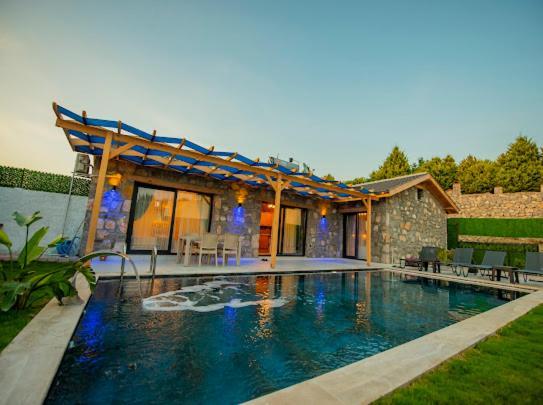 Villa Ege & Villa Yigit & Villa Yagiz - Happy Villalari Fethiye Exteriör bild